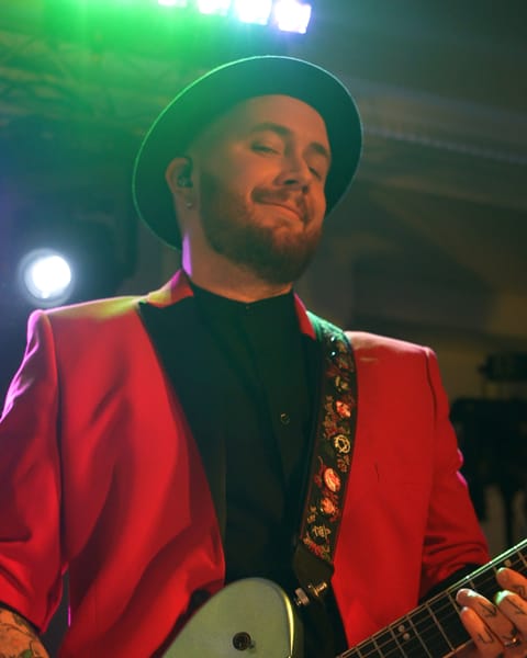 The guitarist on stage at Leighinmohr House